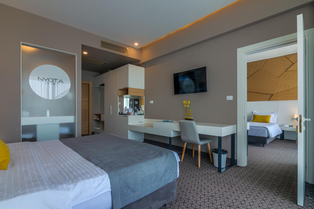 Nyota Hotel & Conference Center Mamaia Dış mekan fotoğraf