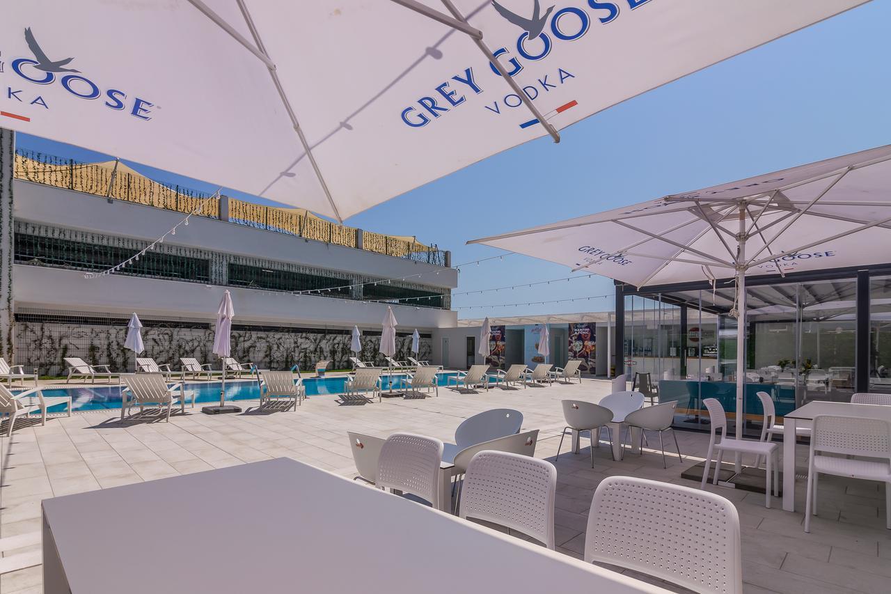 Nyota Hotel & Conference Center Mamaia Dış mekan fotoğraf