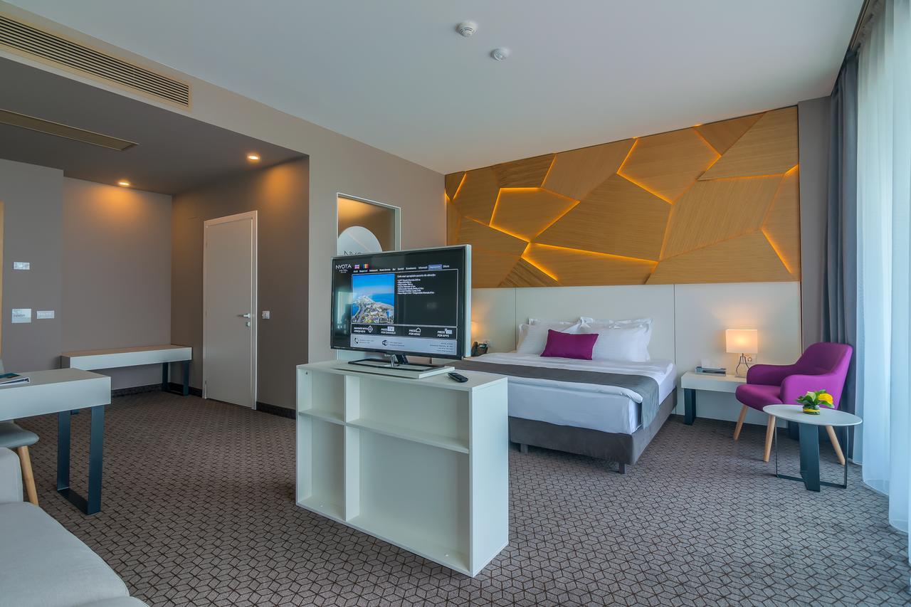 Nyota Hotel & Conference Center Mamaia Dış mekan fotoğraf